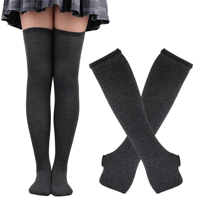 High socks and long mittens, plain or striped