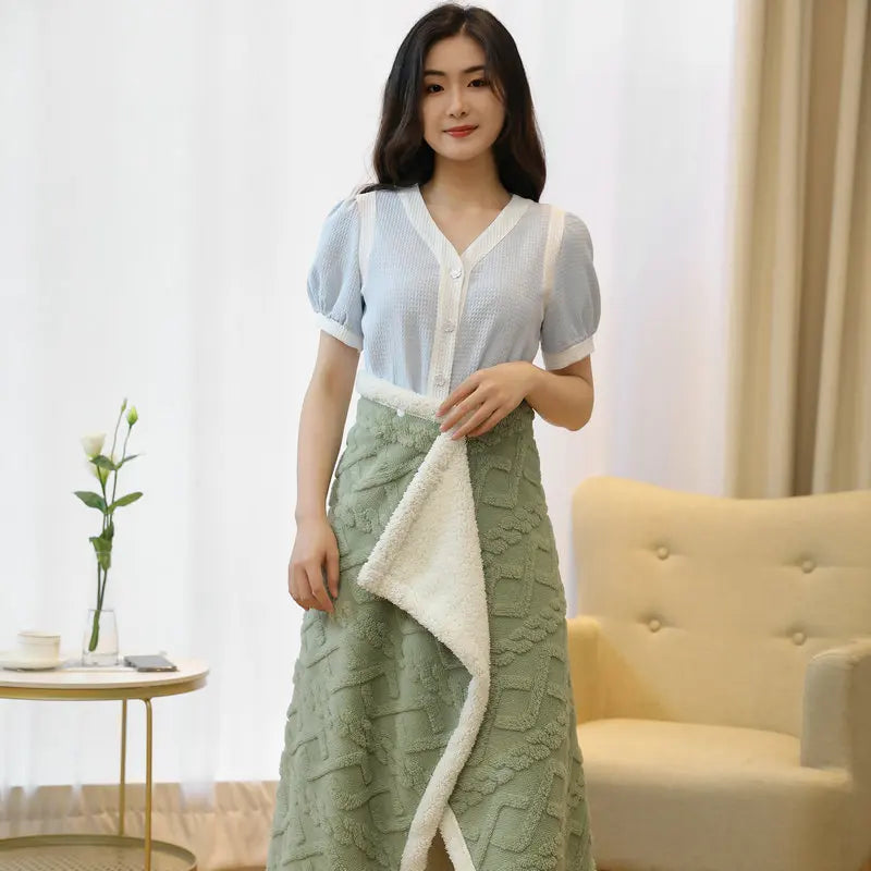 Cape - Soft and warm blanket with buttons