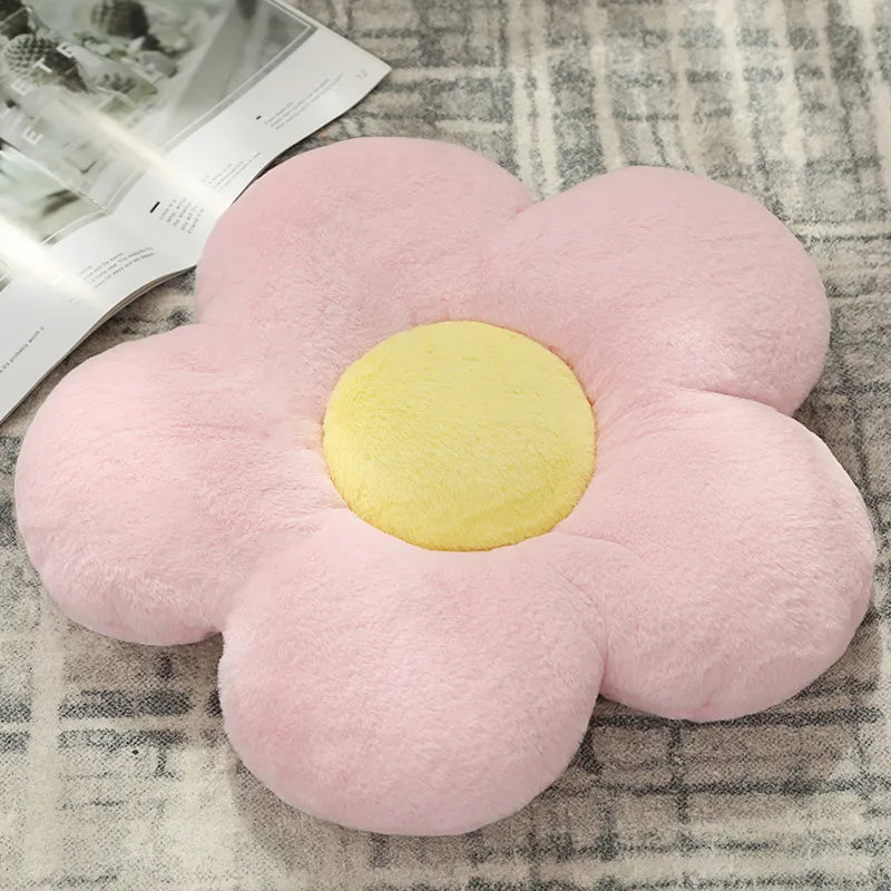 Flower-shaped plush decorative cushion