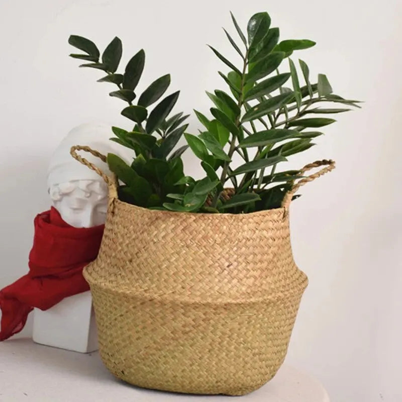 Foldable wicker storage basket