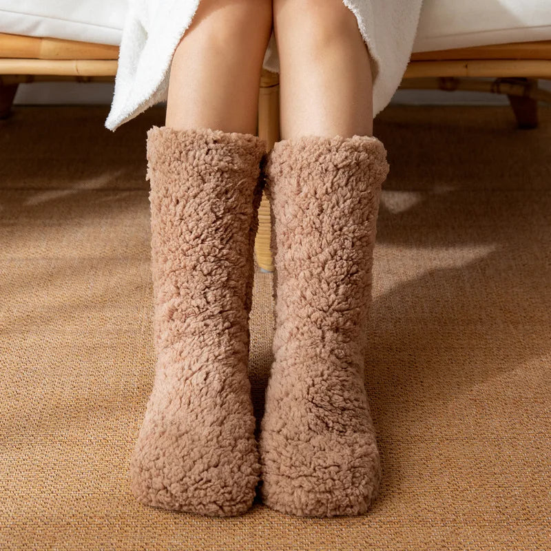 Coral fleece cocoon socks