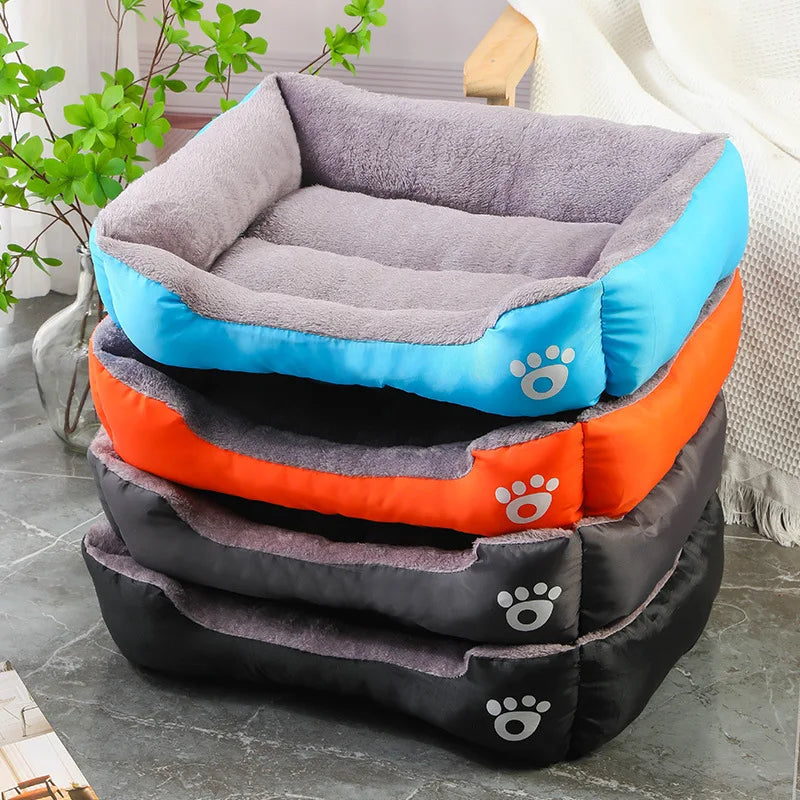 Lit douillet imperméable pour chien ou chat, 4 tailles disponibles