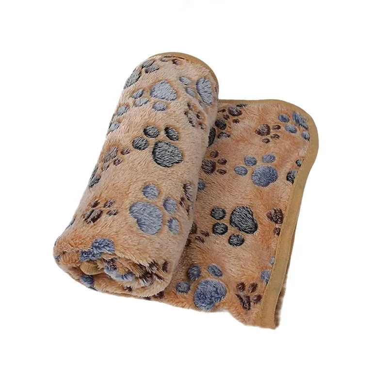 Ultra-soft velvet blanket for dogs and cats