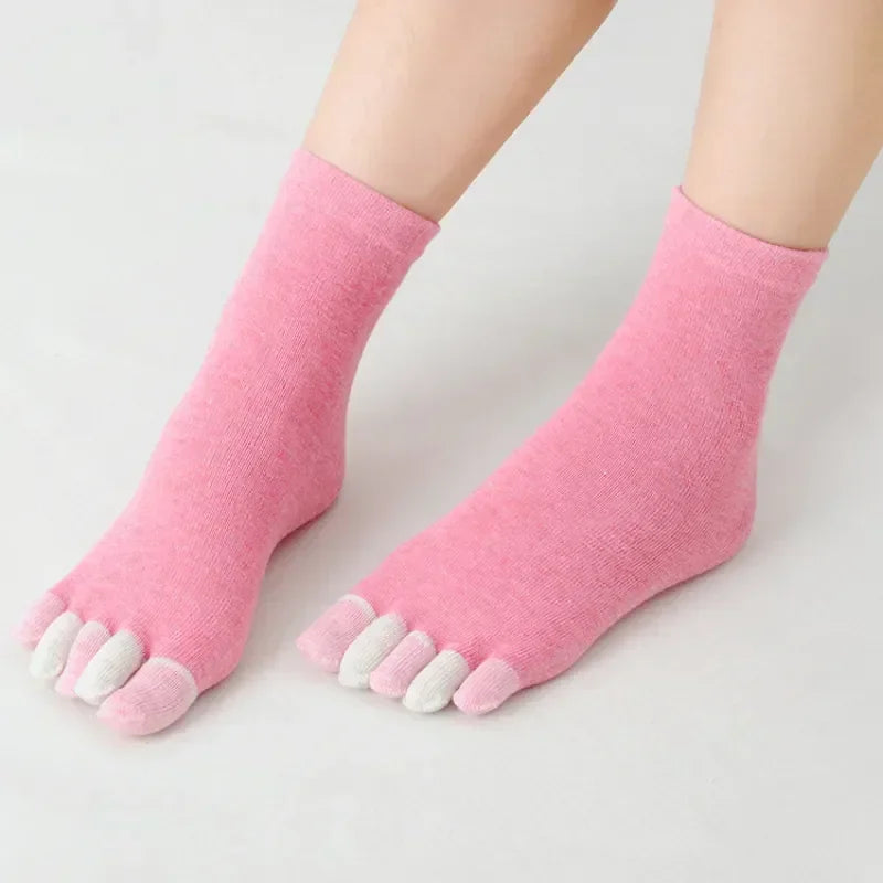 Colorful and breathable 5-toe socks