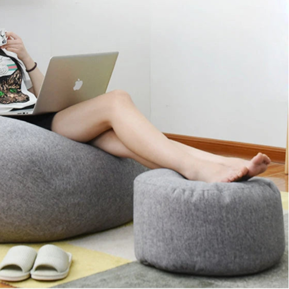 Round cotton and linen pouf with filling