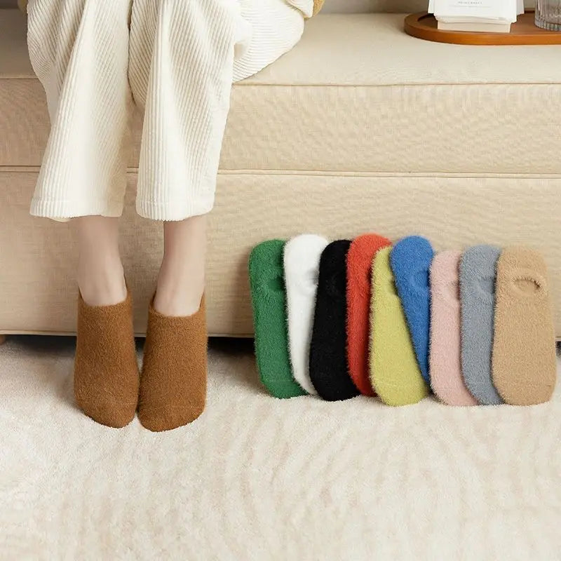 Coral velvet sockettes