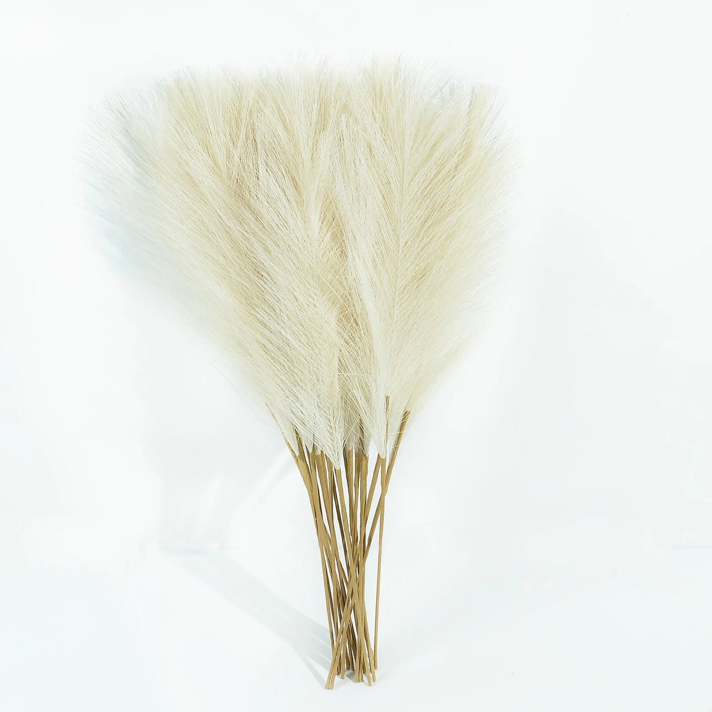 Artificial pampas grass