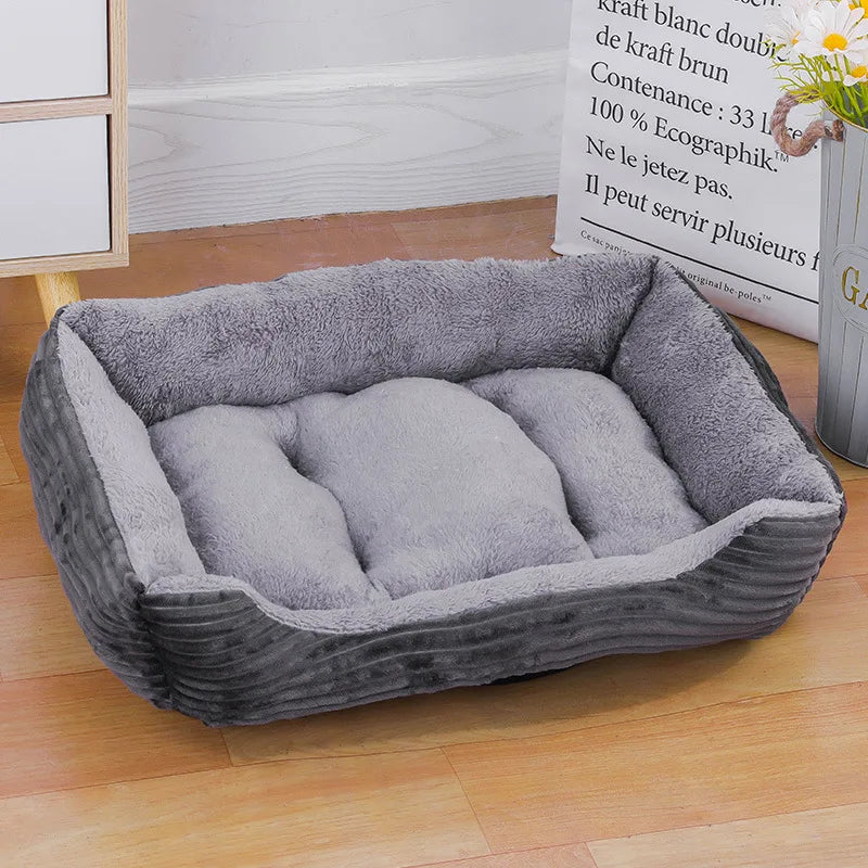 Lit douillet imperméable pour chien ou chat, 4 tailles disponibles