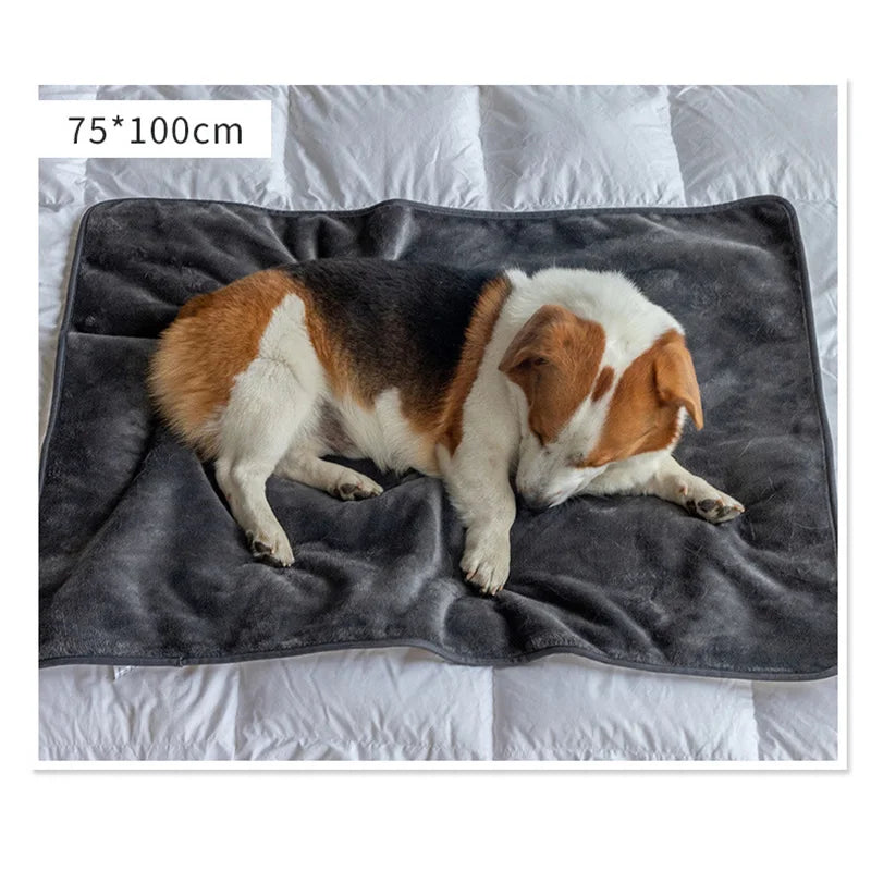 Waterproof blanket for dogs and cats