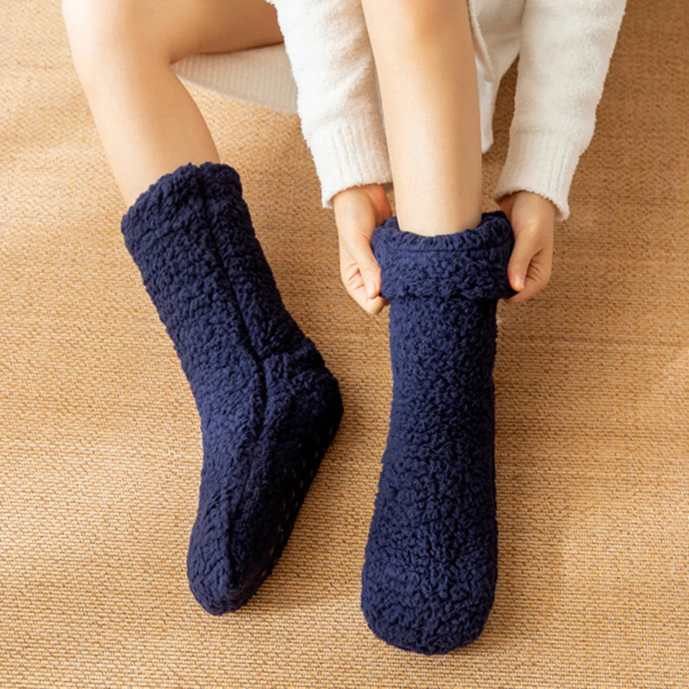 Coral fleece cocoon socks