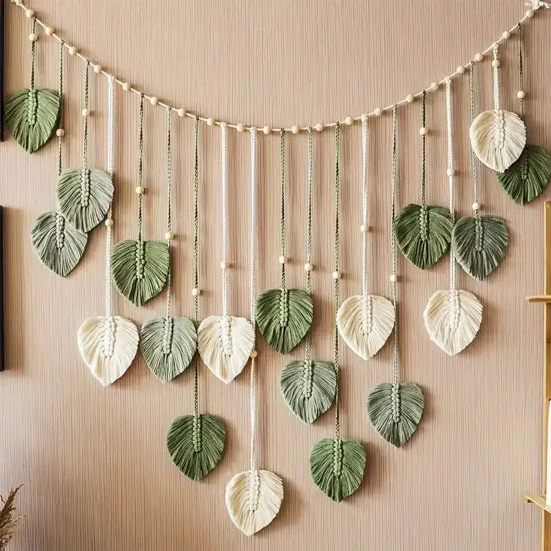 Suspension murale feuilles en macramé bohème et apaisante