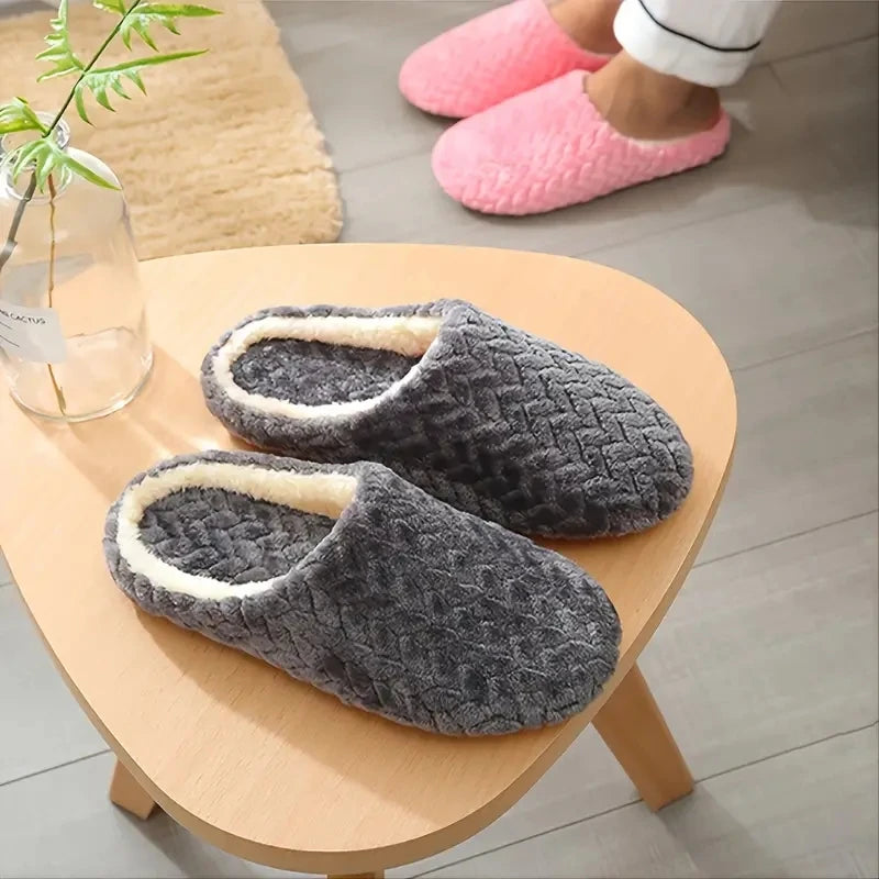 Lightweight and comfortable, non-slip slippers