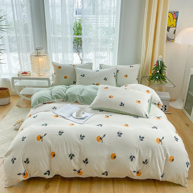 3-piece bedding set with floral and heart print