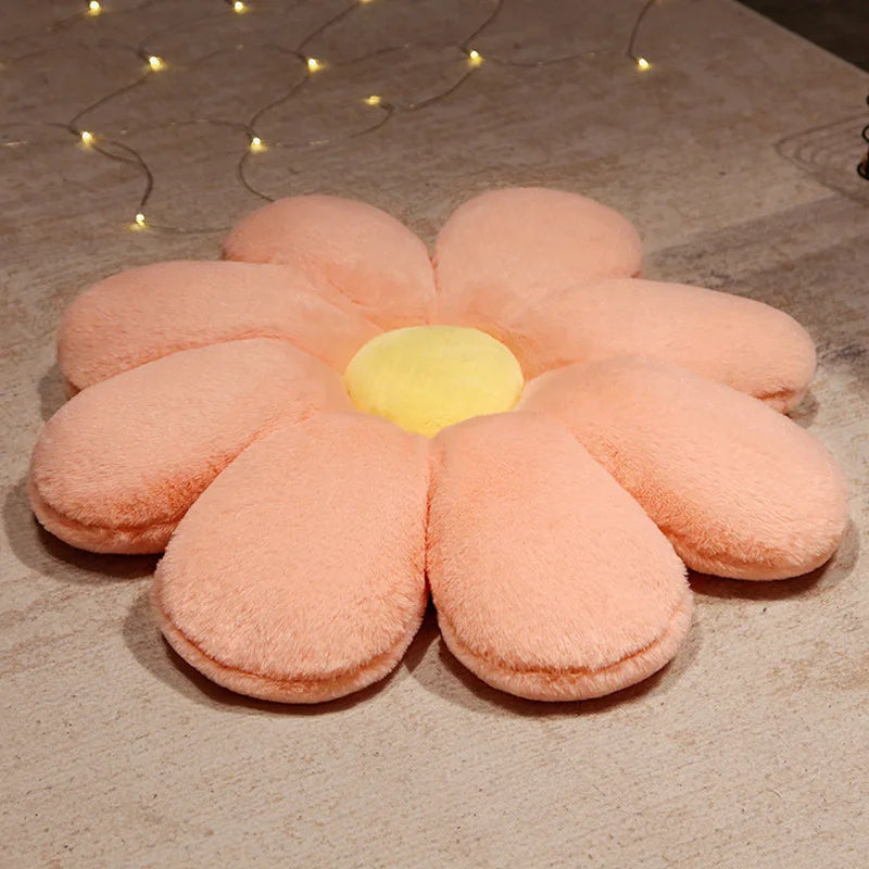 Flower-shaped plush decorative cushion
