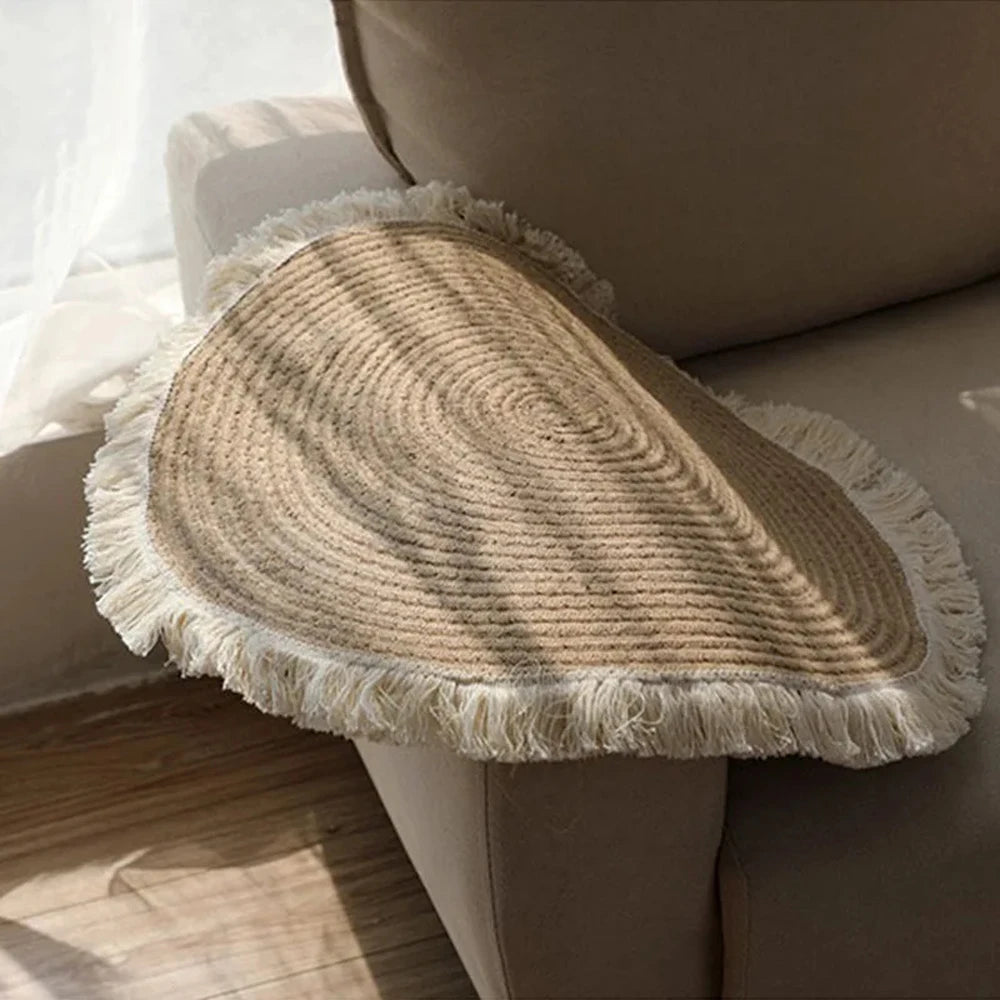 Round woven cotton rug with fringes, Nordic vintage style
