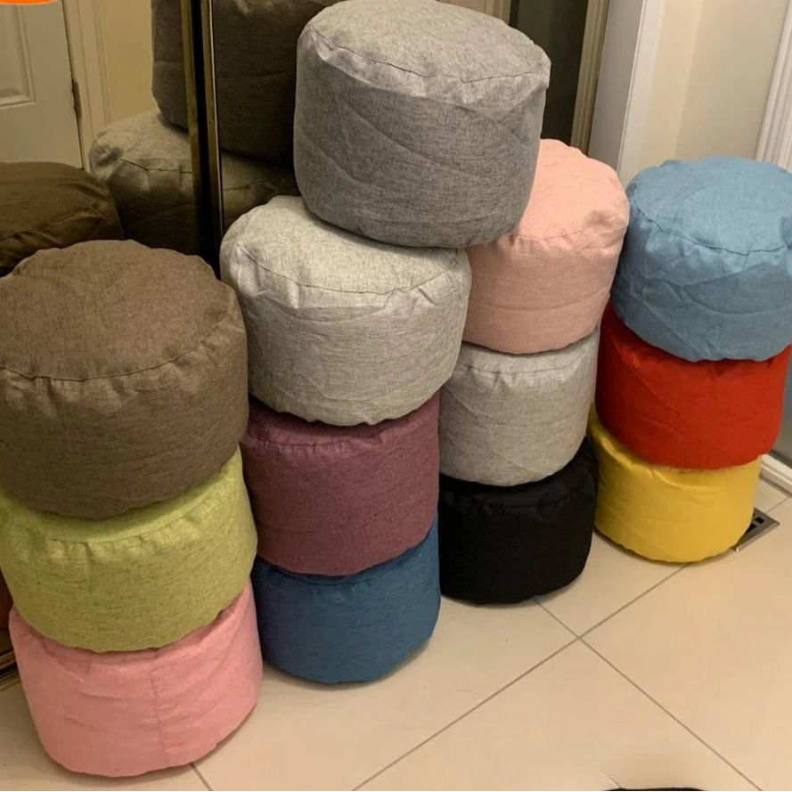 Round cotton and linen pouf with filling