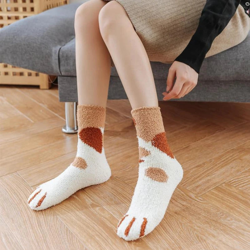 Cat Paw Socks – Kawaii and Comfortable Design