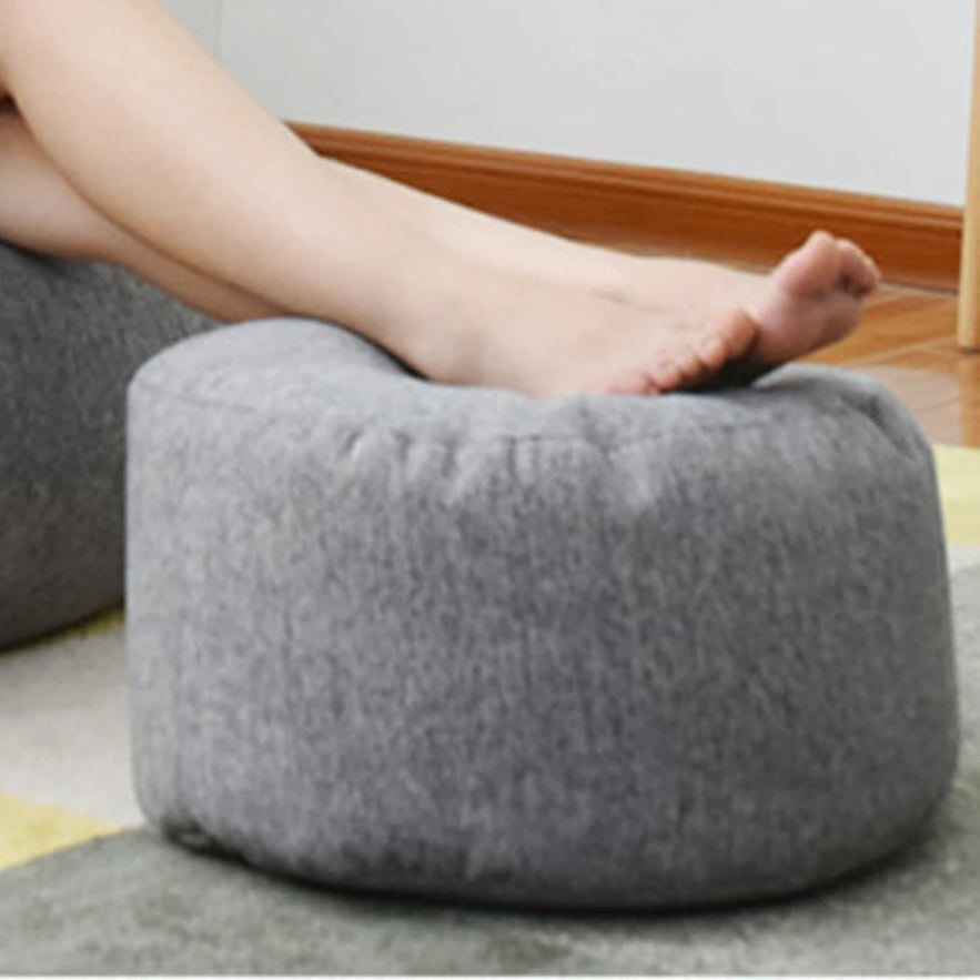 Round cotton and linen pouf with filling