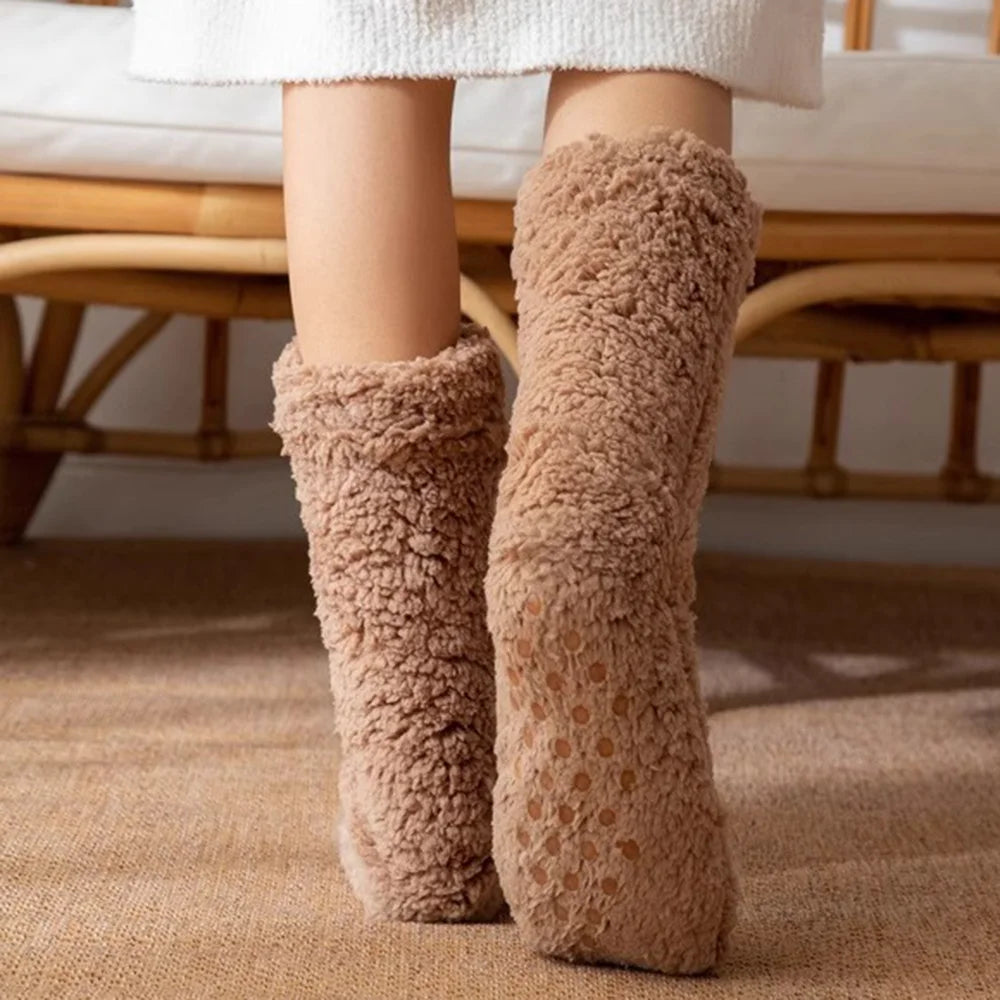 Coral fleece cocoon socks