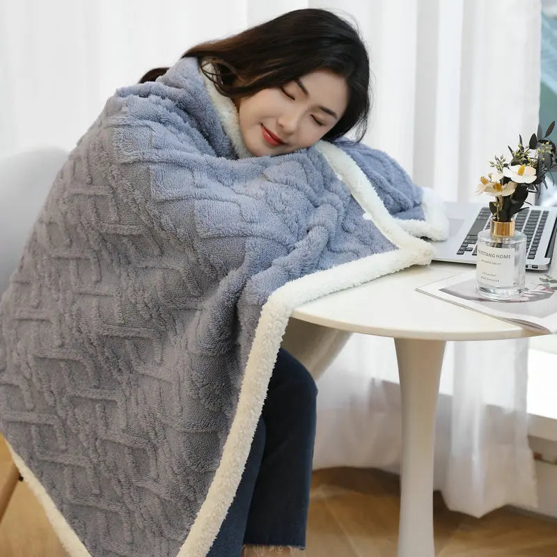 Cape - Soft and warm blanket with buttons