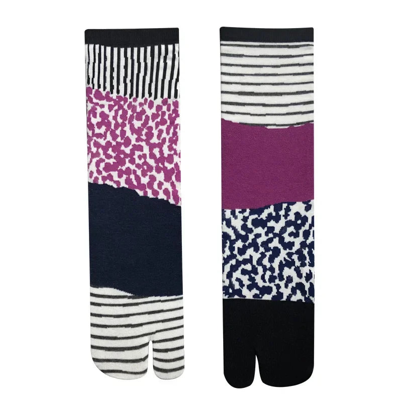 Japanese cotton mid-calf socks with two toes and cute patterns