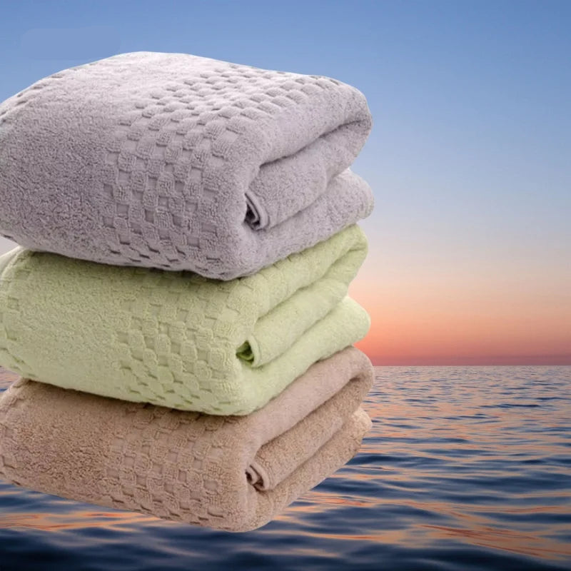 Luxurious Egyptian cotton bath towel