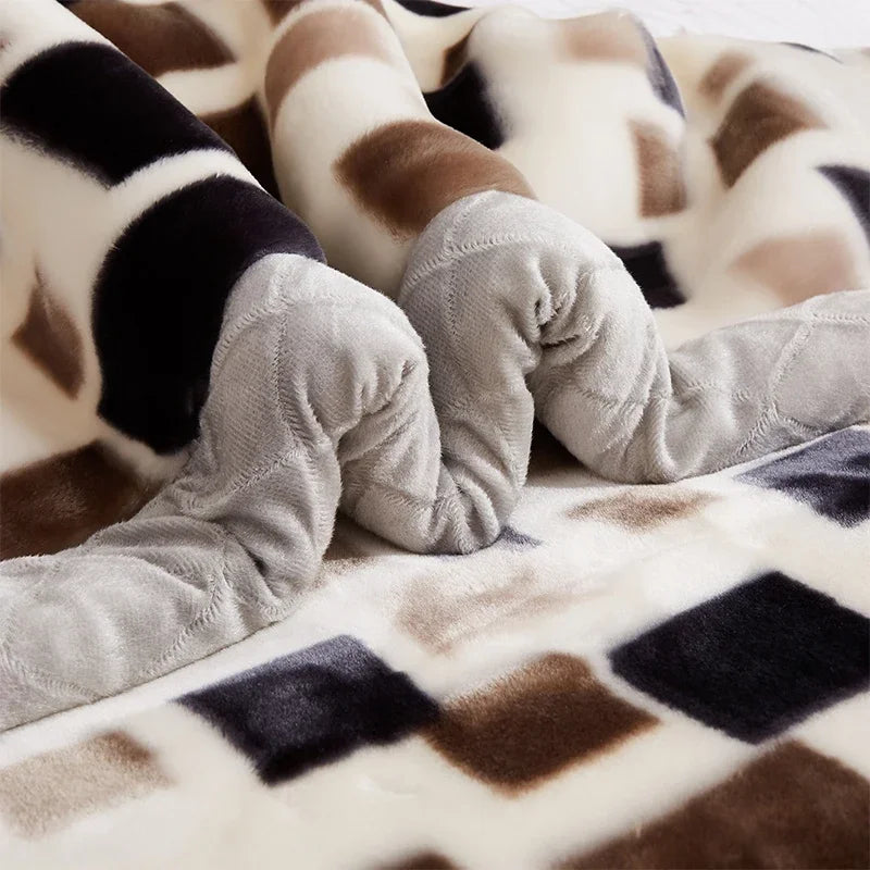 Fleece bedspread for a cozy winter