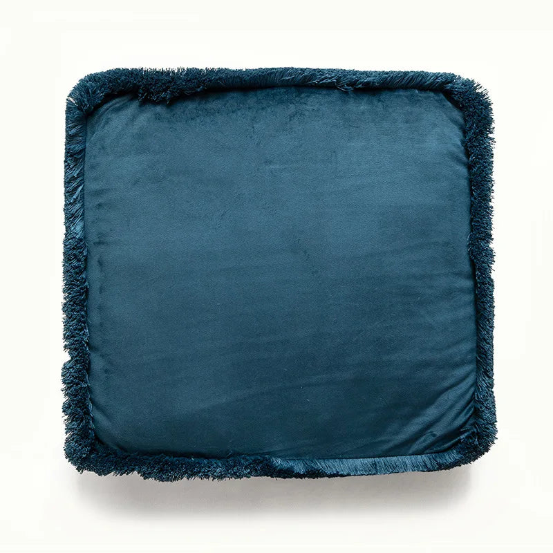 Un coussin bohème à imprimé floral pour sublimer votre déco