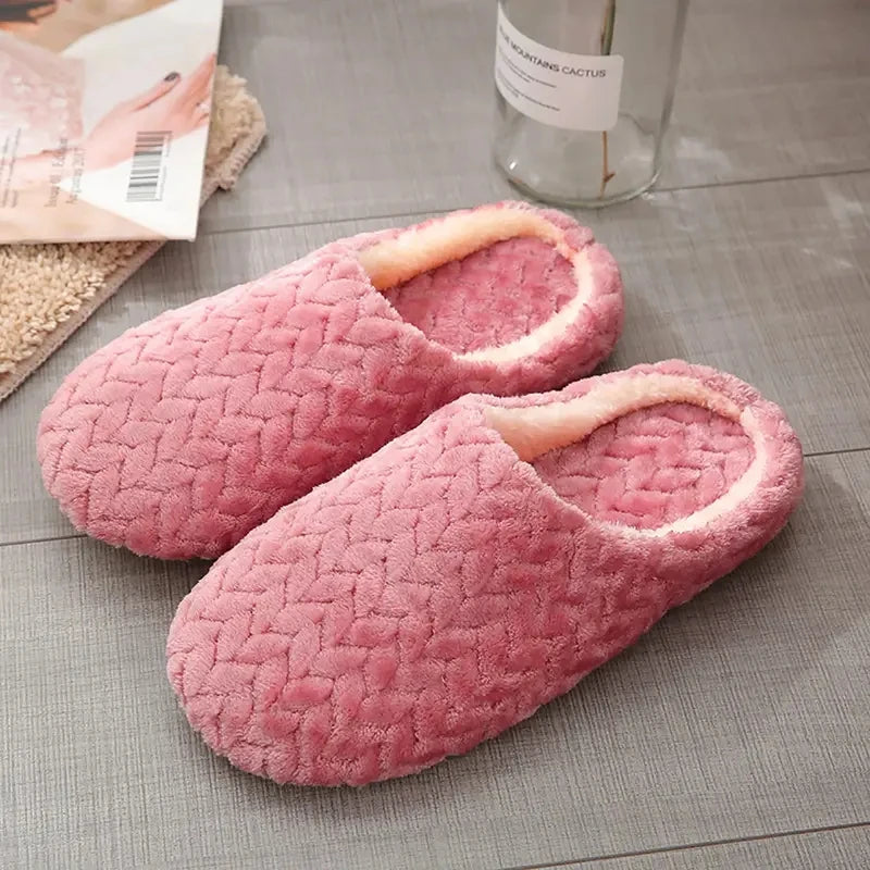 Lightweight and comfortable, non-slip slippers