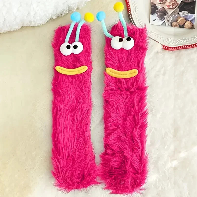 Chaussettes 3D Monstres Kawaii en Peluche – Taille Unique