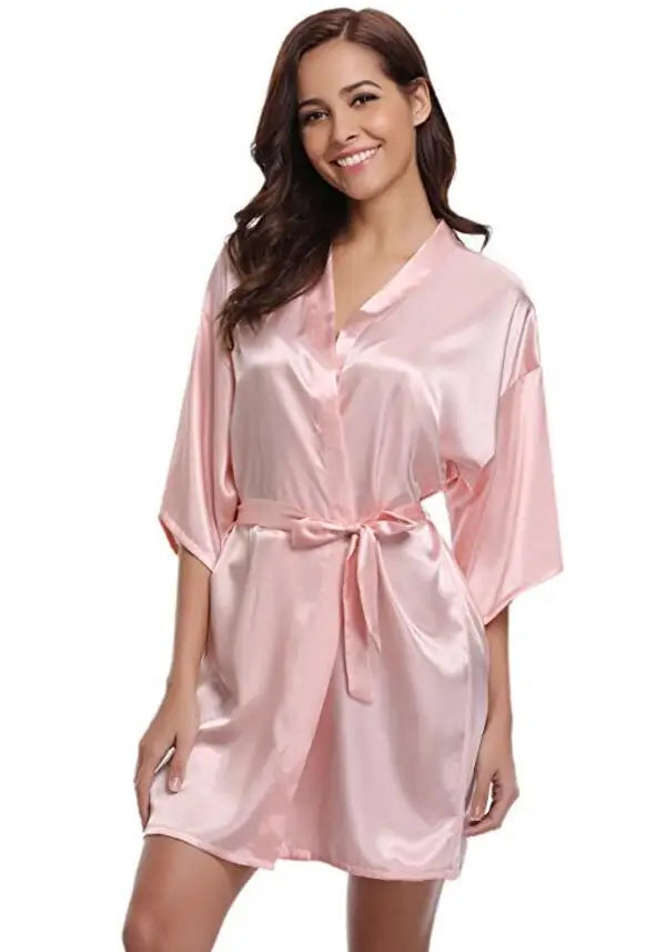 Kimono robe de chambre satin femme – Peignoir court style japonais pour la maison et demoiselles d'honneur
