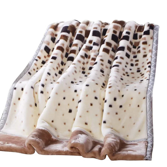 Fleece bedspread for a cozy winter