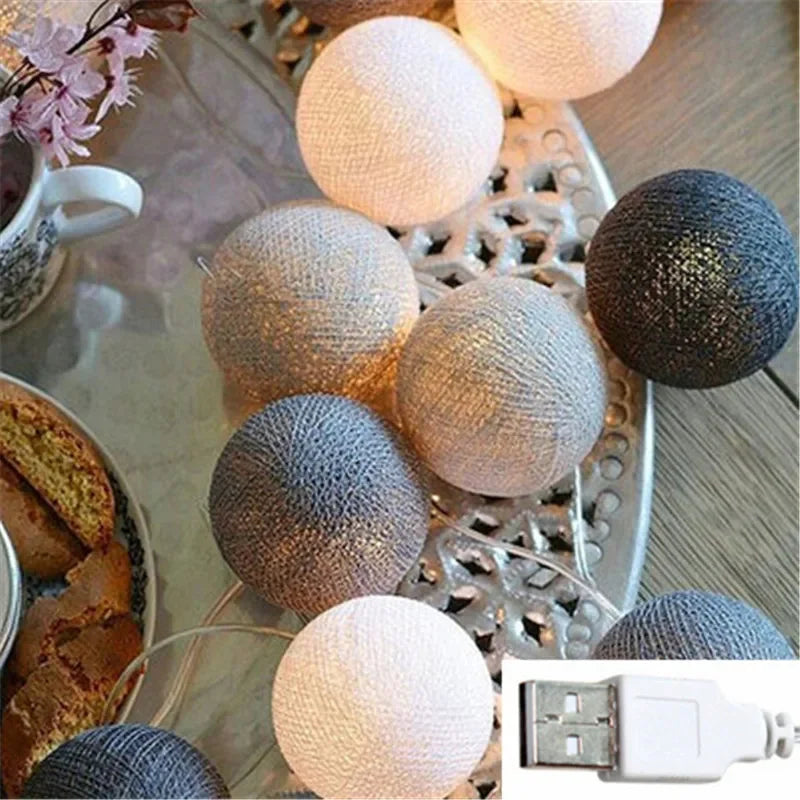 Guirlande Lumineuse Boules Coton - 10 à 40 LEDs