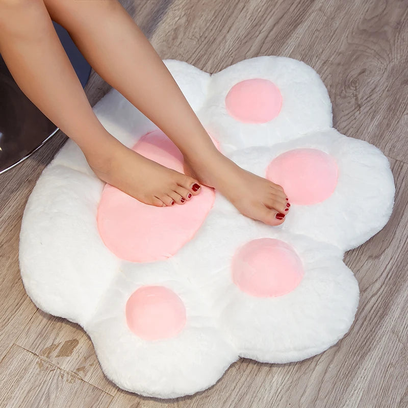Tapis coussin peluche patte d'ours 70cm – Douceur cocooning