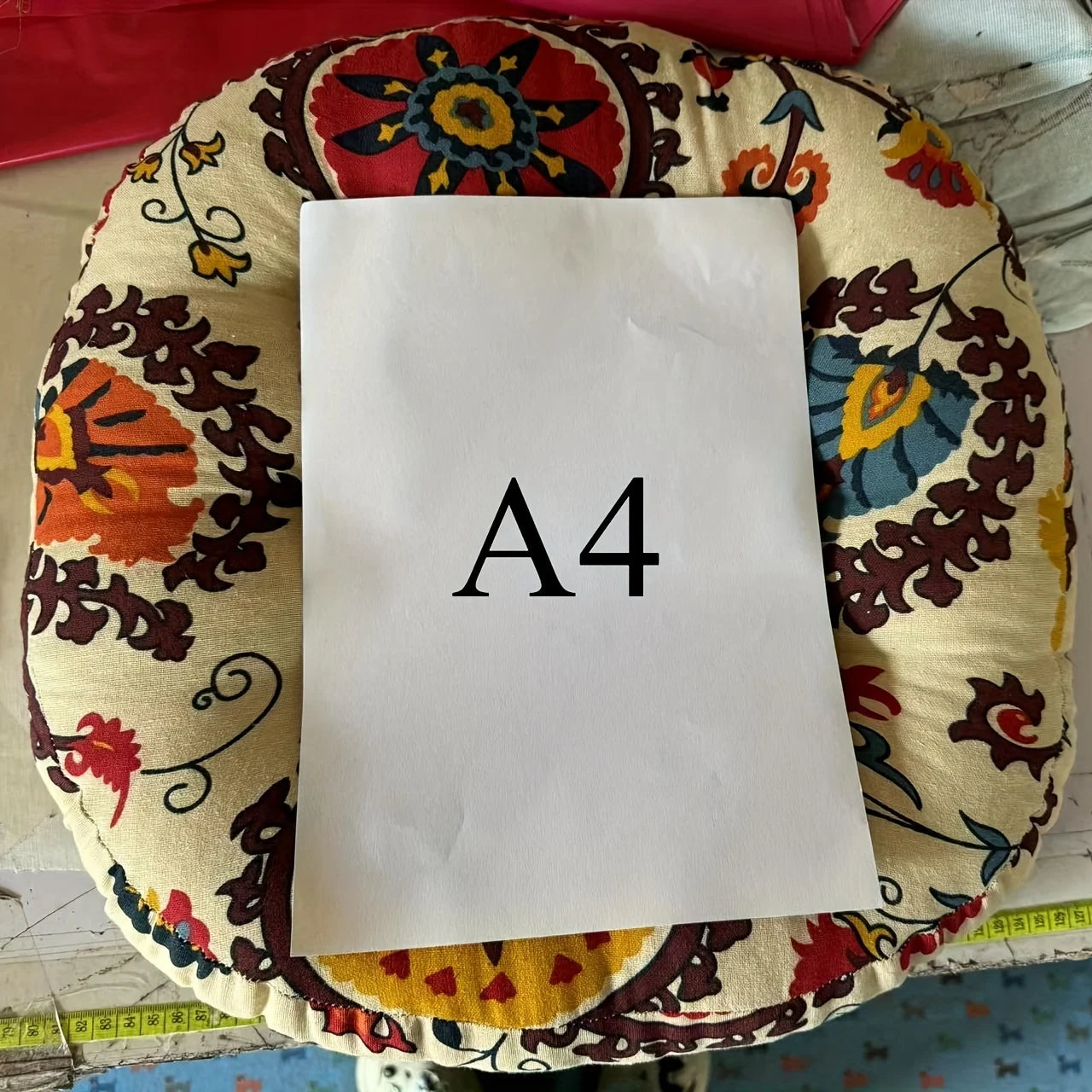 Coussin rond épais motif patchwork