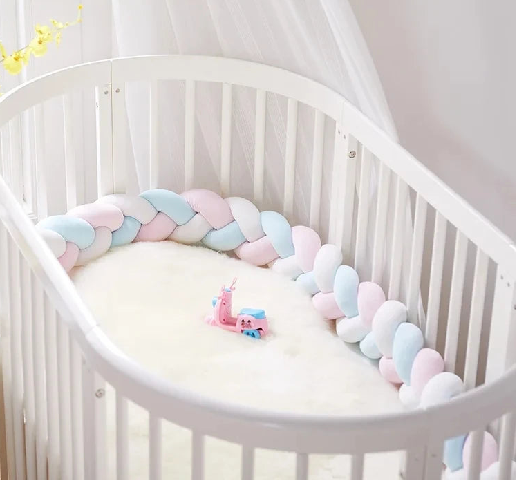 Tour de lit bébé tressé – Protection antichoc pour berceau et lit de bébé