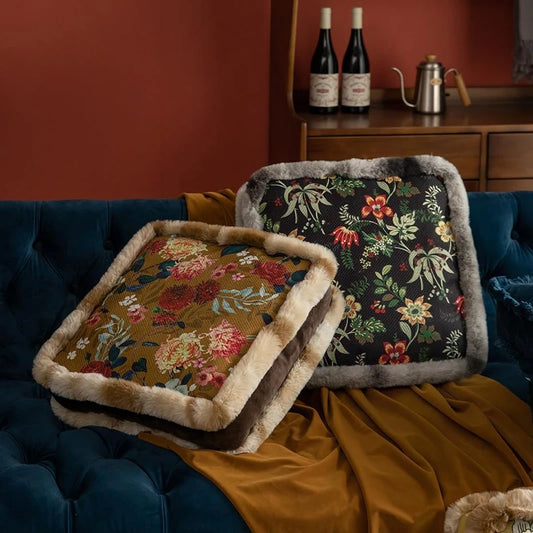 Un coussin bohème à imprimé floral pour sublimer votre déco