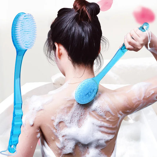 Brosse de bain longue avec tête ovale