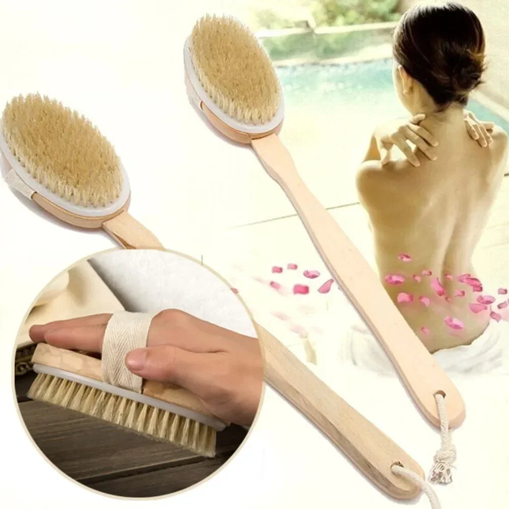 Brosse de bain en bois avec long manche