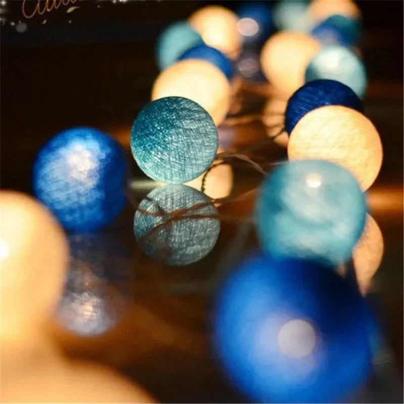 Guirlande Lumineuse Boules Coton - 10 à 40 LEDs