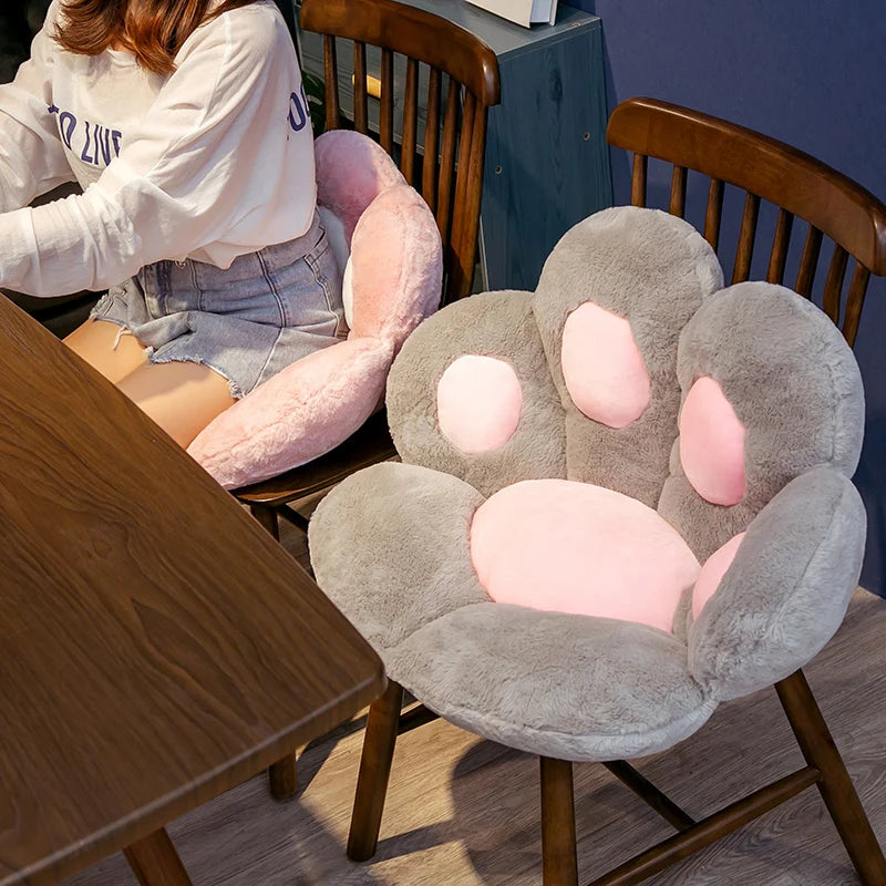 Tapis coussin peluche patte d'ours 70cm – Douceur cocooning