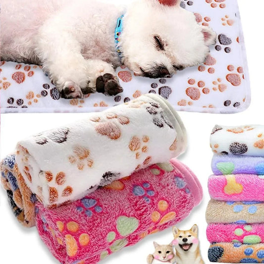 Ultra-soft velvet blanket for dogs and cats