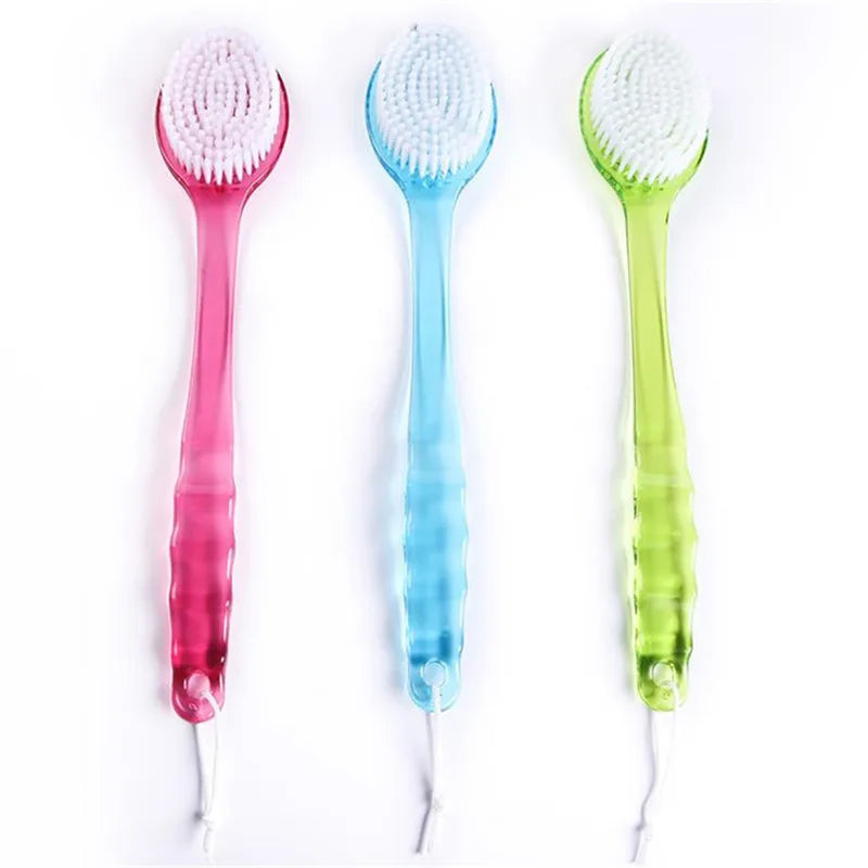 Brosse de bain longue avec tête ovale