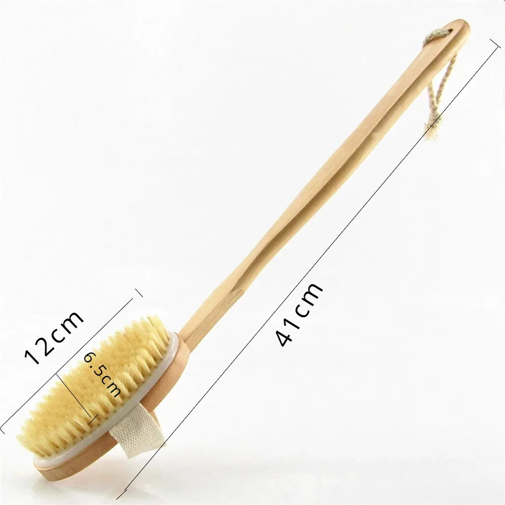 Brosse de bain en bois avec long manche