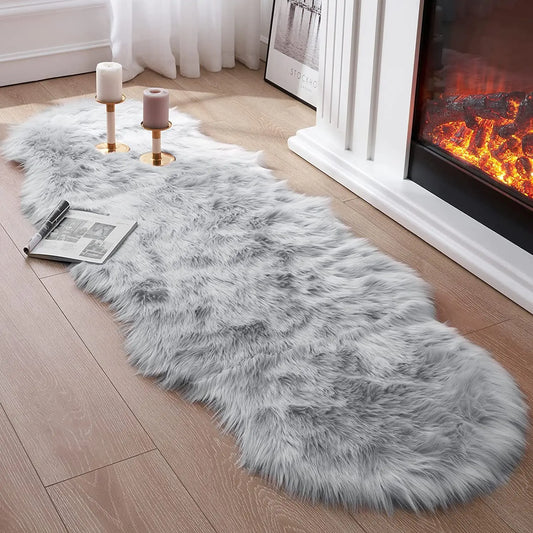Faux sheepskin bedspread
